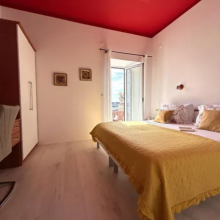 Dino Apartamento